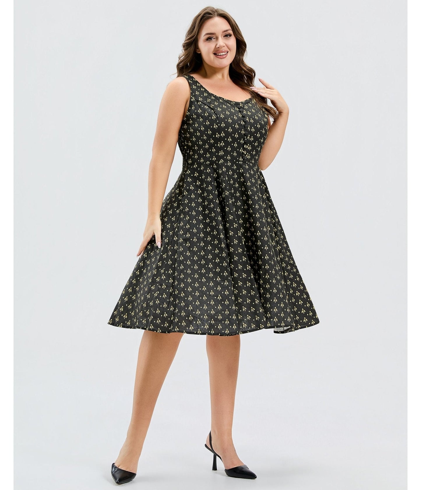 Plus Size Black Atomic Bees Print Heidi Dress