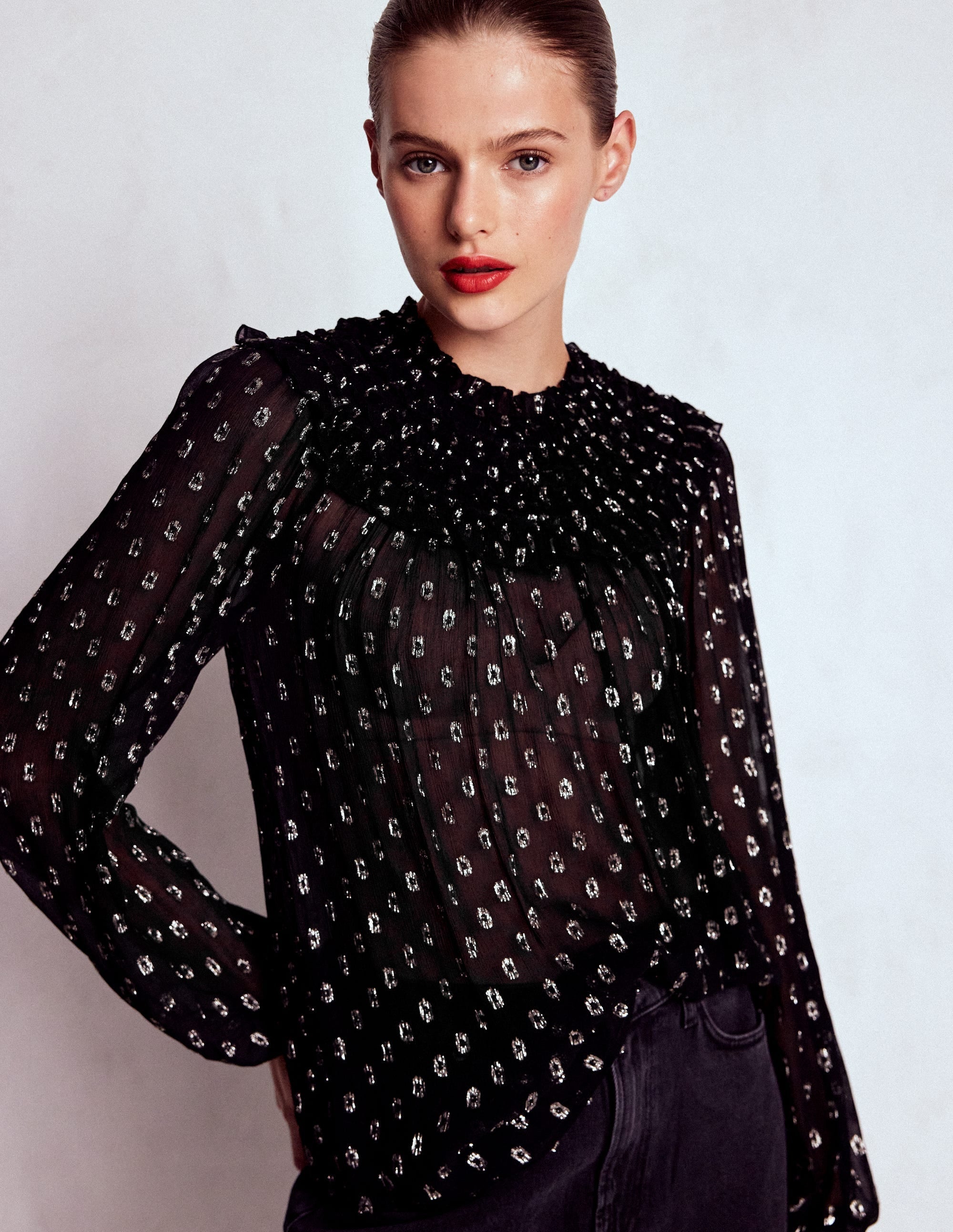 Metallic Ruffle Collar Top-Black, Lurex Clip