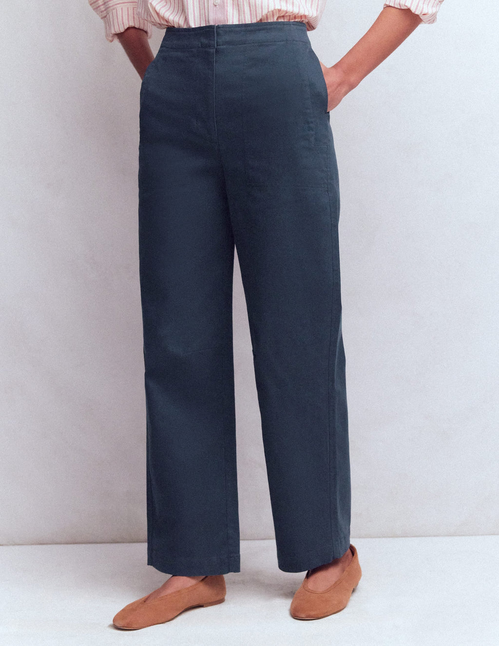 Barrel Leg Chino Pants-Navy