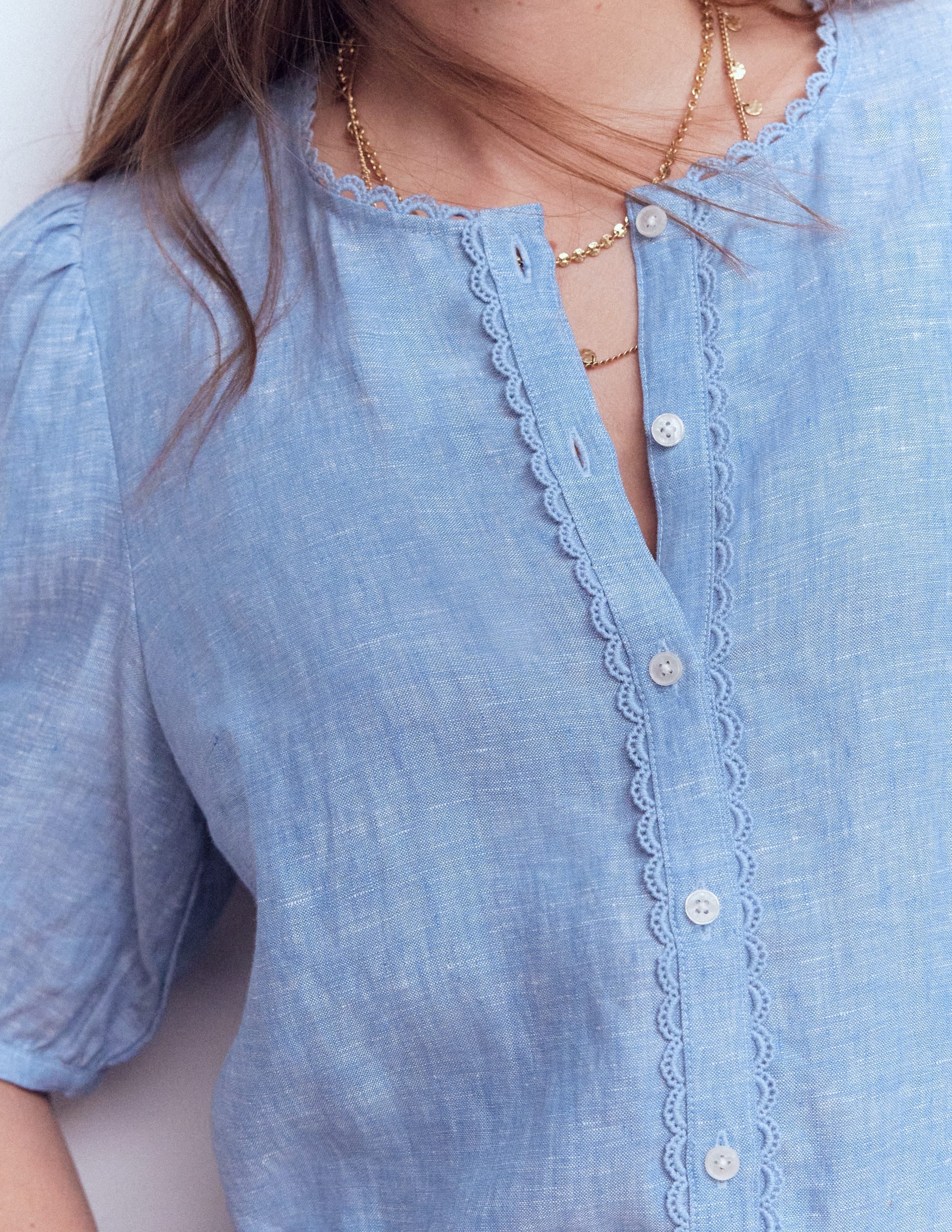 Leah Short Sleeve Linen Top-Chambray