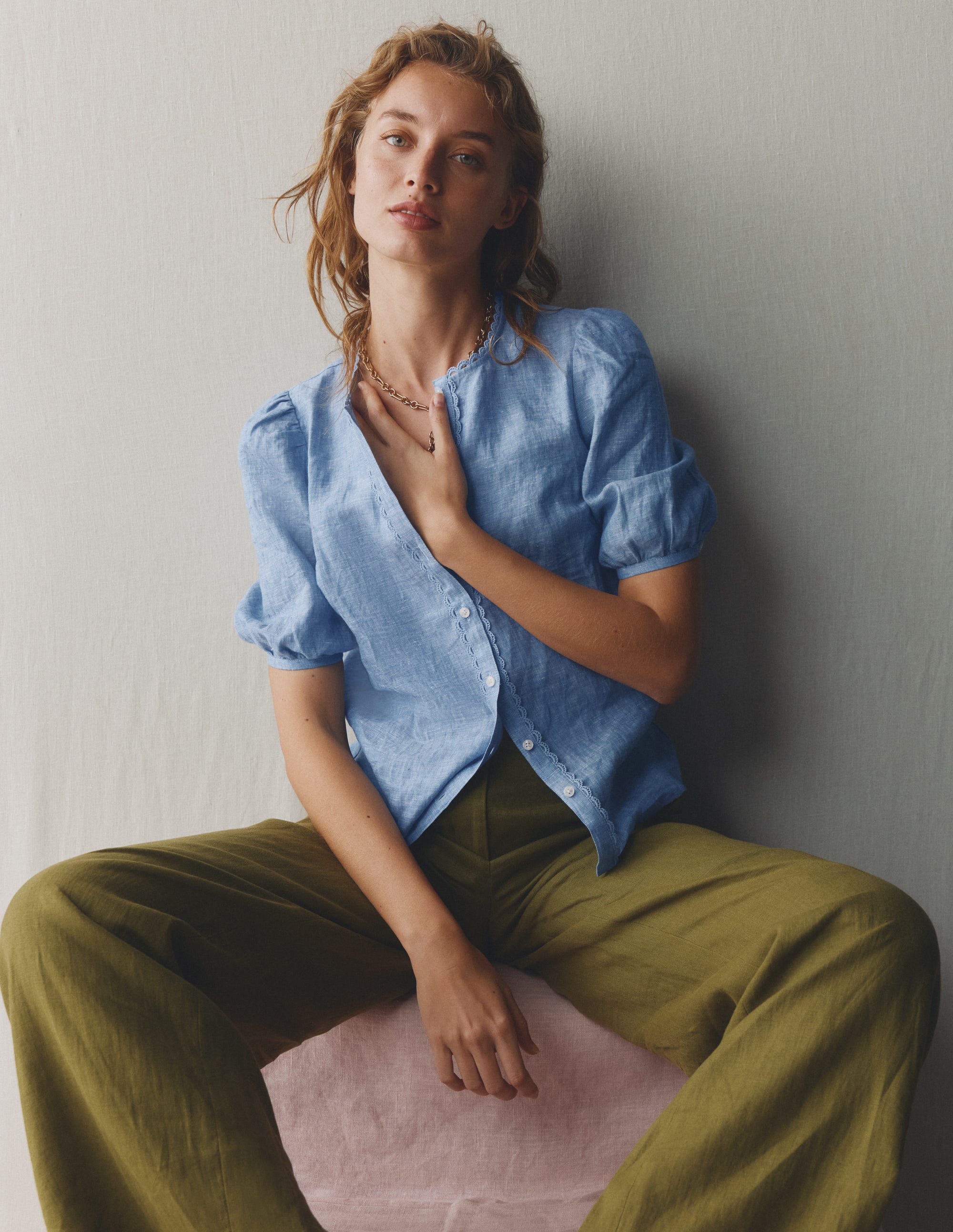 Leah Short Sleeve Linen Top-Chambray