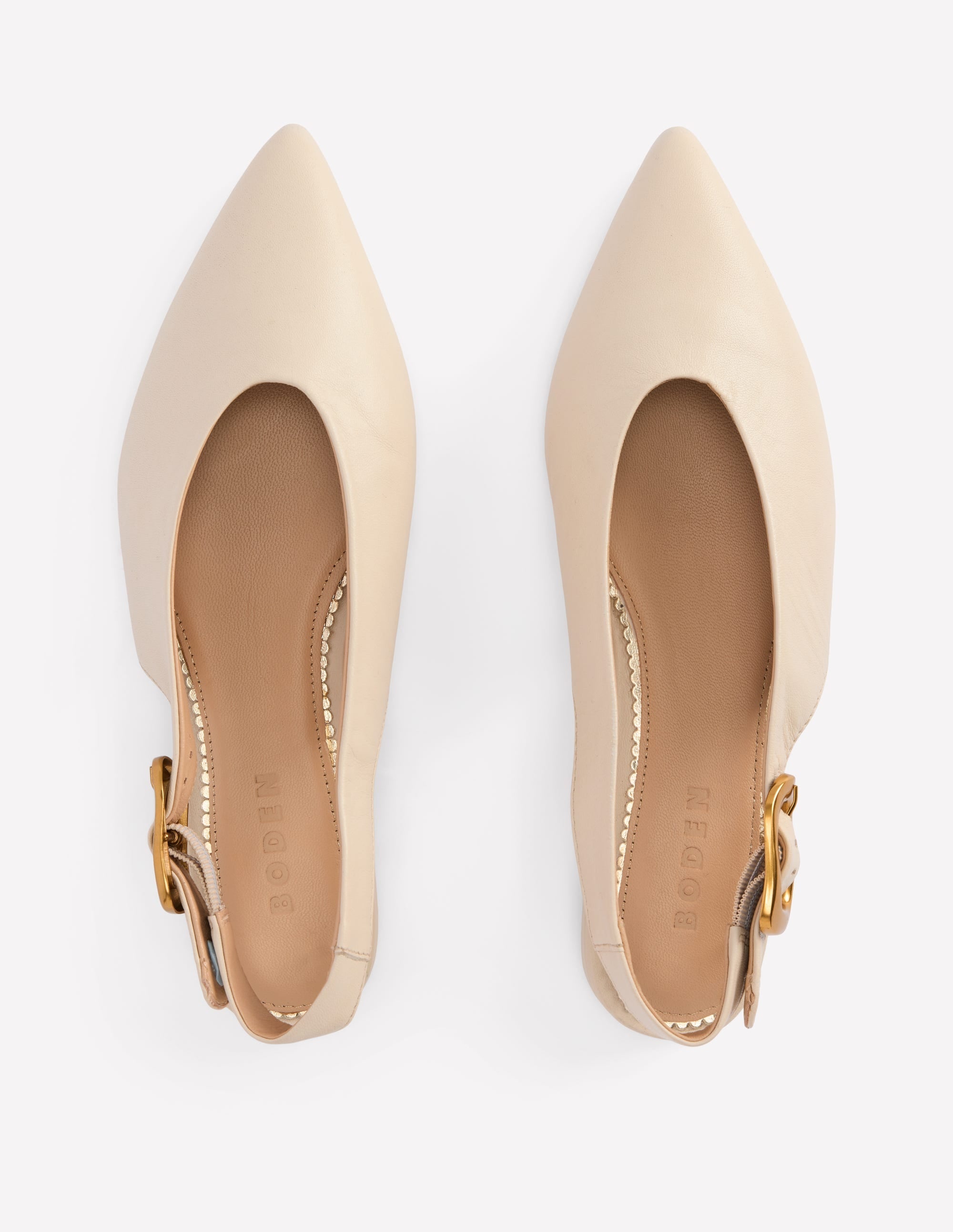 High Cut Flat Point-Ecru