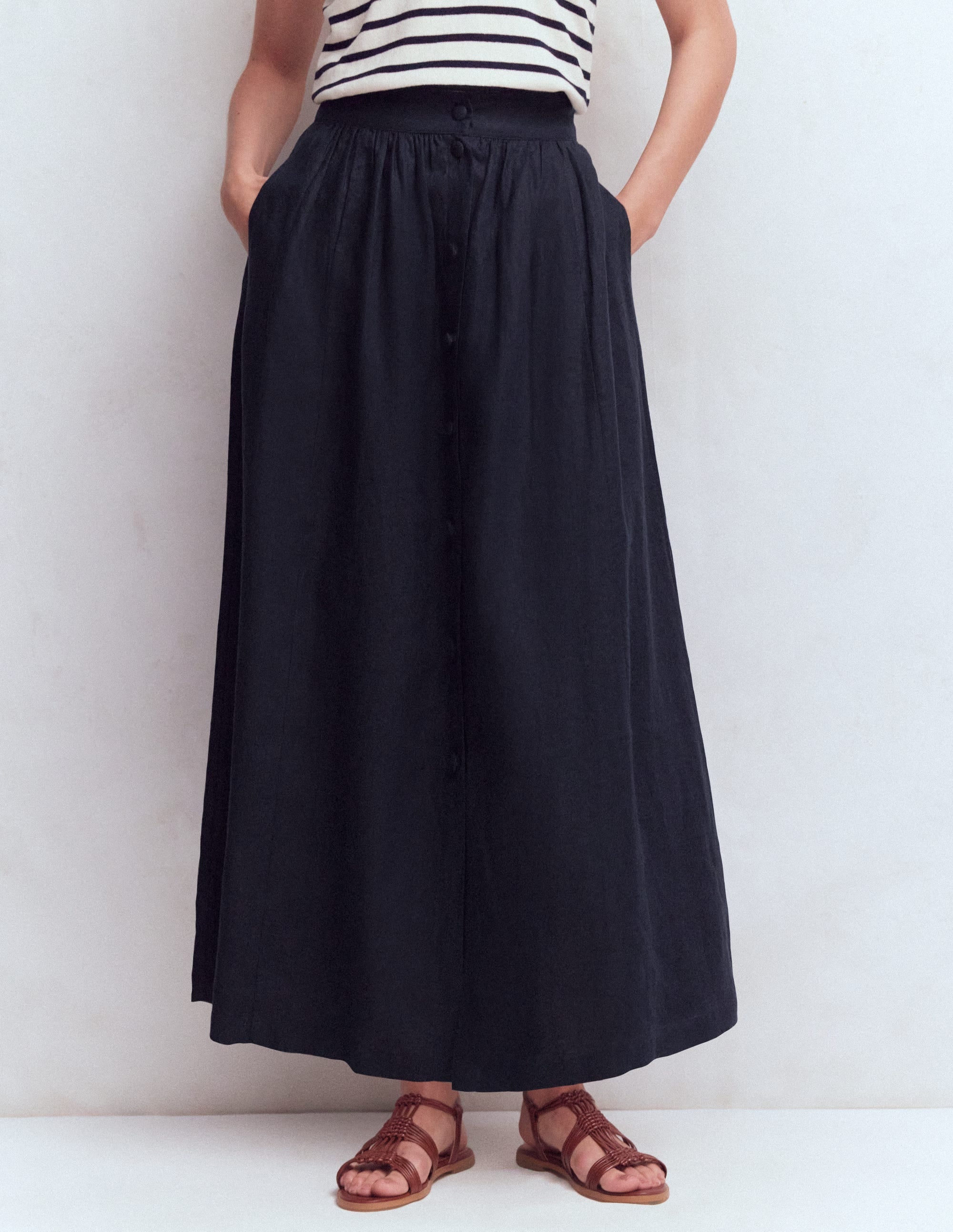 Emma Linen Maxi Skirt-Navy