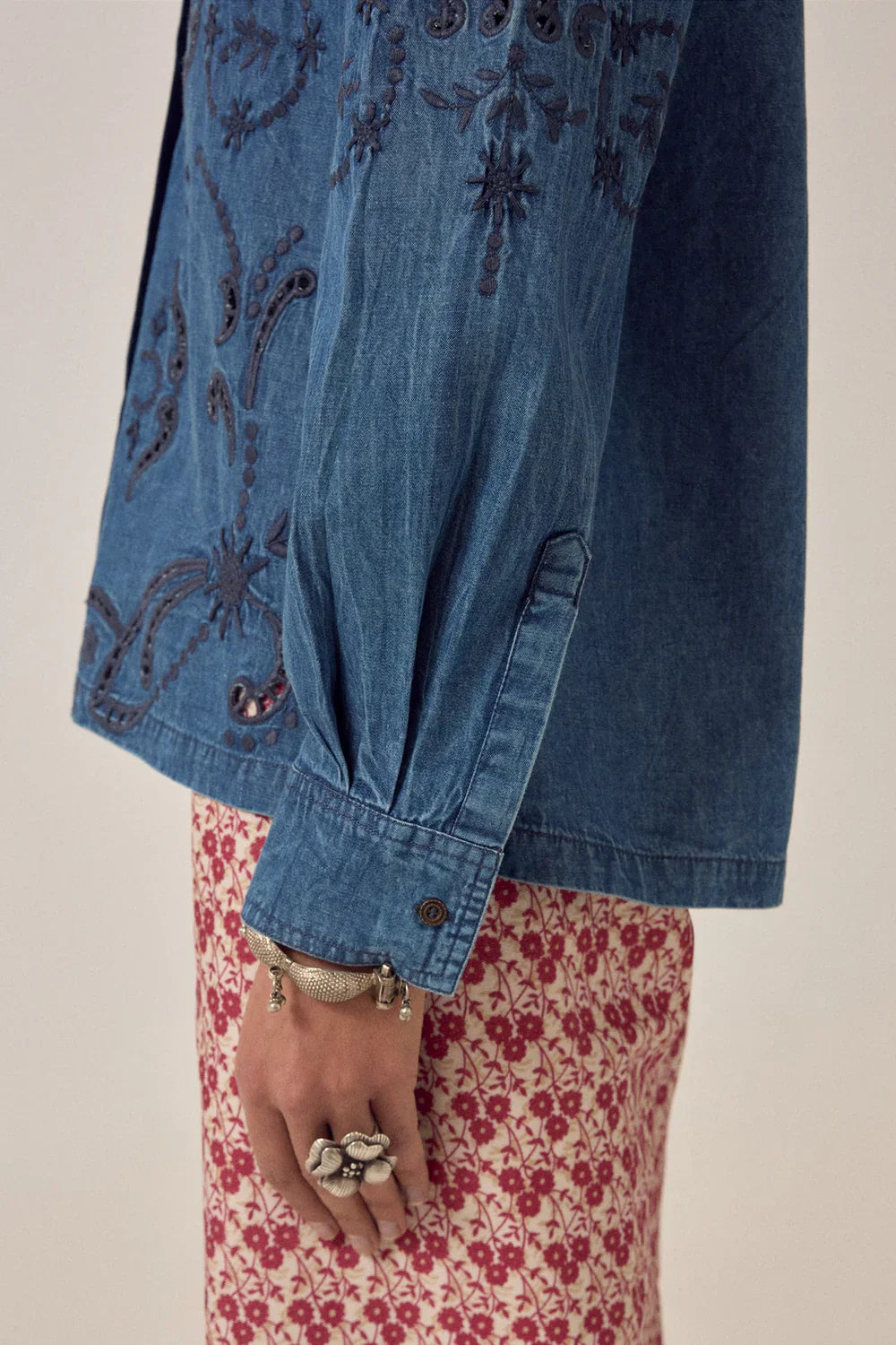 Maison Hotel Stella Shirt