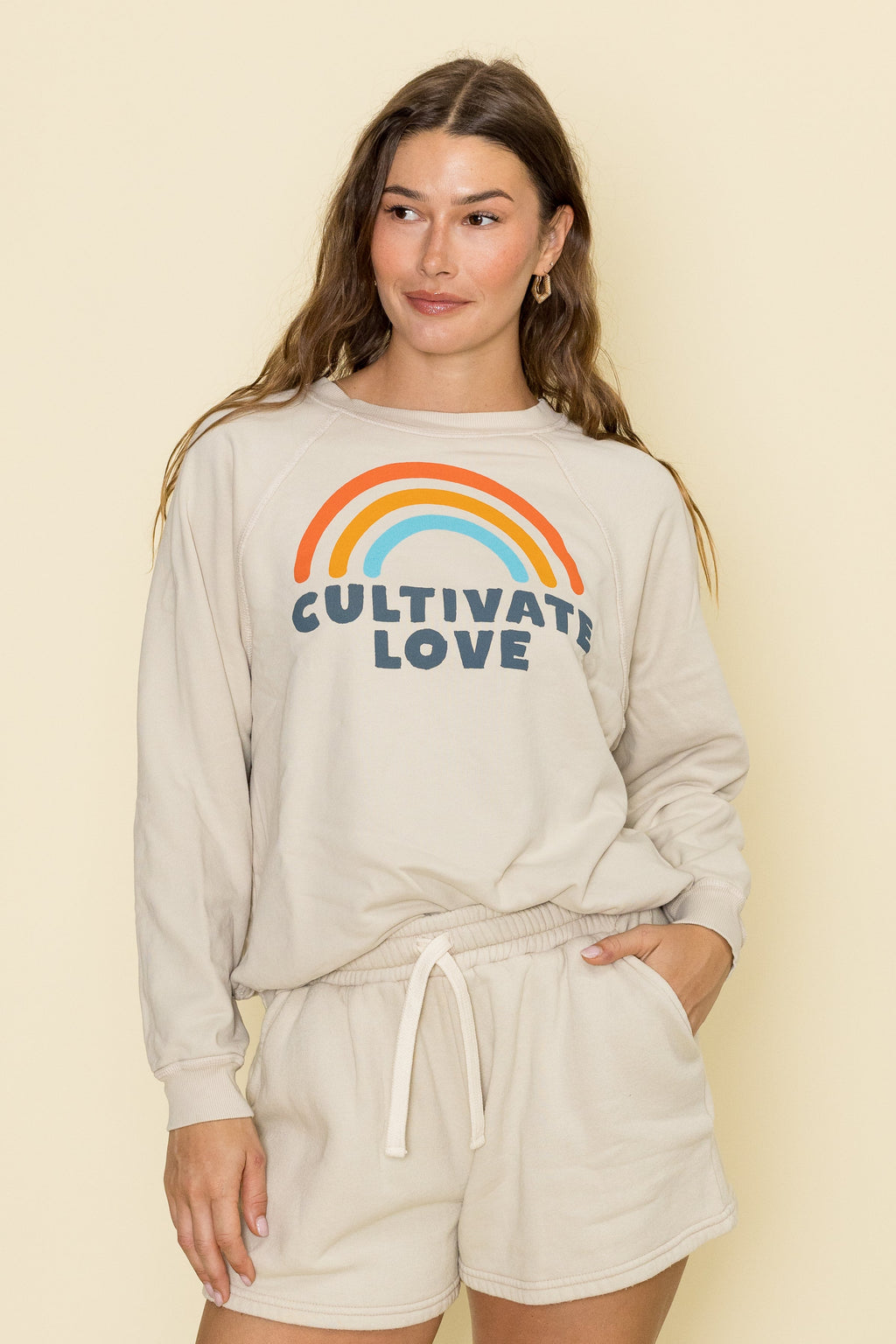 Cultivate Love Pullover