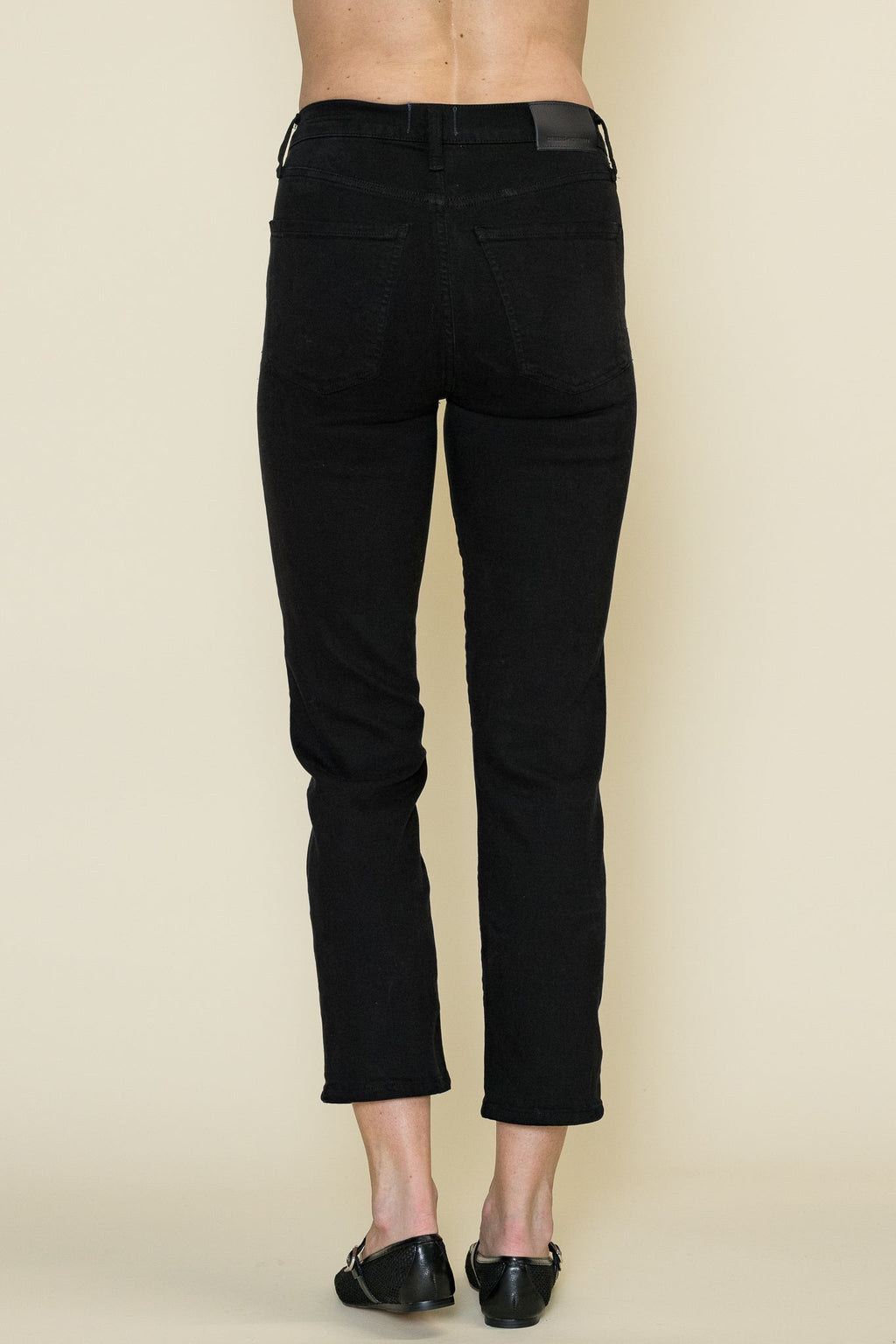 Caia Straight in Plush Black