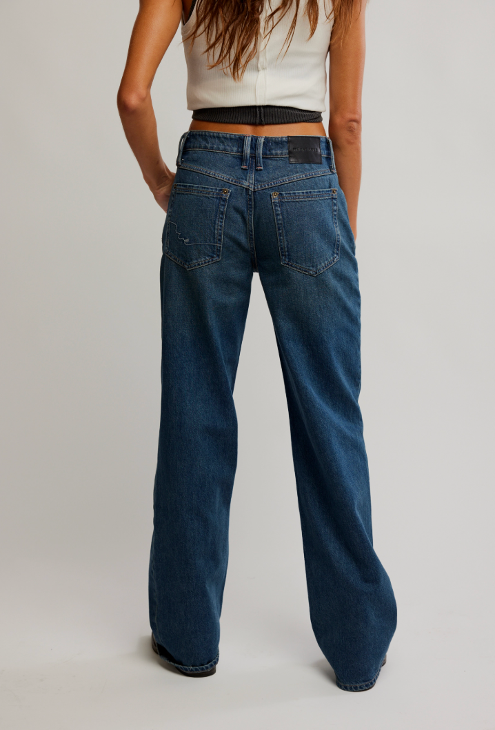 Free People Tennessee Low-Rise Boyfriend Jeans