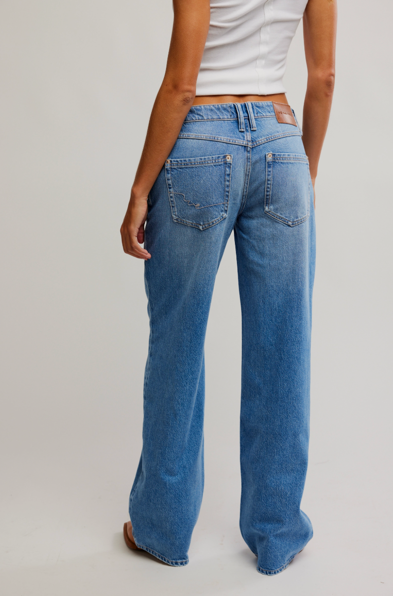 Free People Tennessee Low-Rise Boyfriend Jeans
