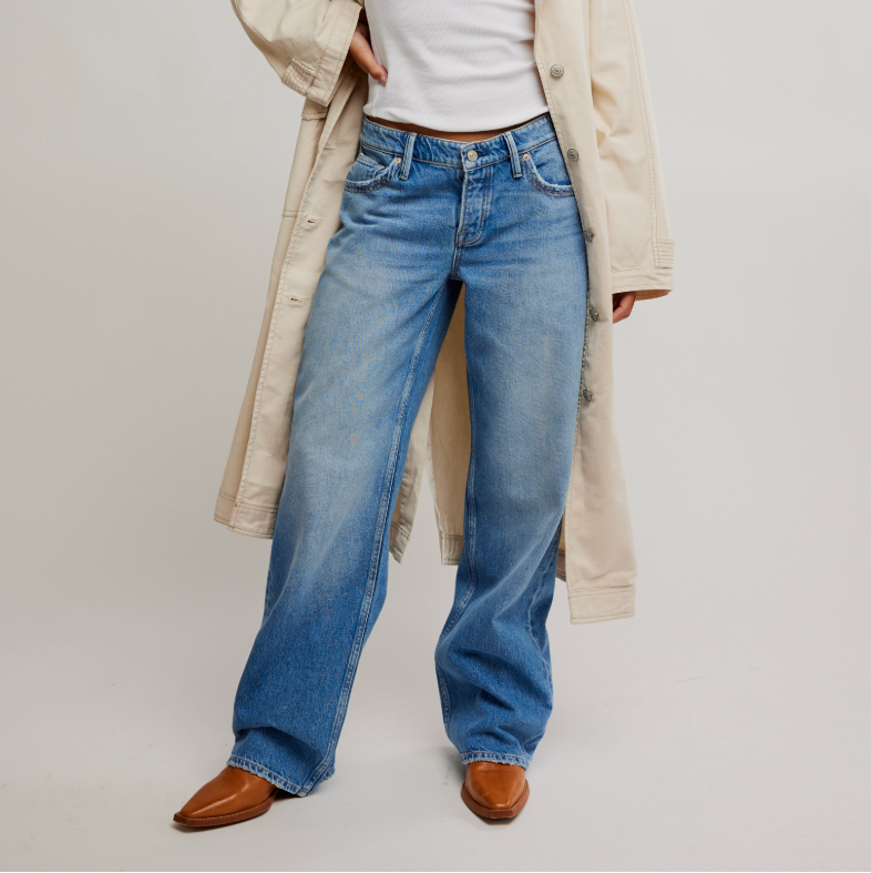 Free People Tennessee Low-Rise Boyfriend Jeans