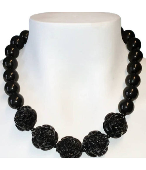 Black Rose Beaded Necklace