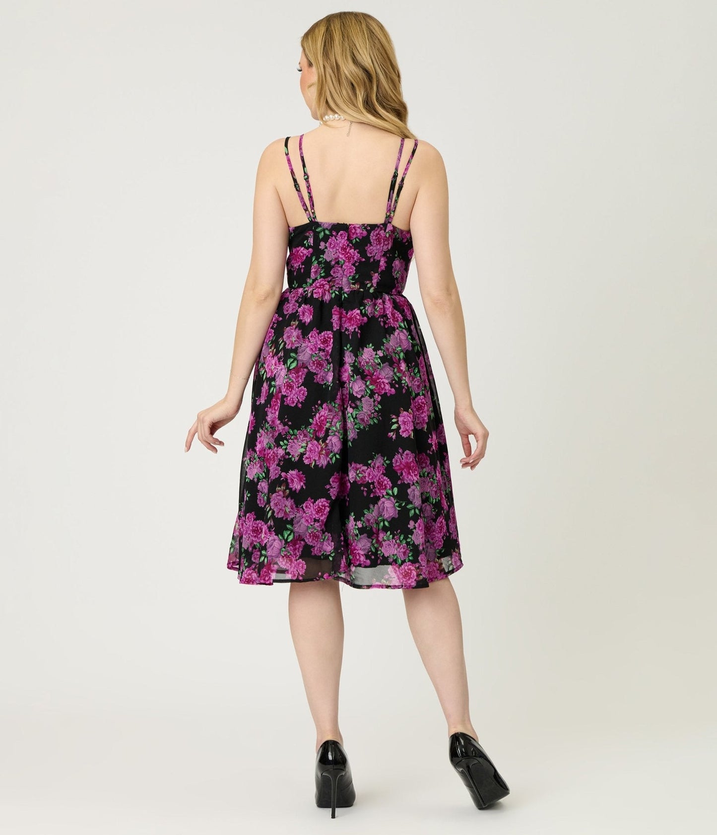 Unique Vintage Black & Purple Floral Reed Swing Dress